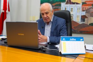 Vice-governador Serafim Corrêa destaca avanço de projetos que podem reduzir preço dos com…