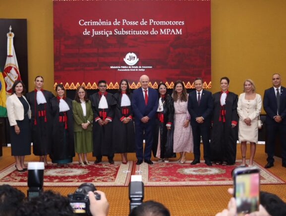 Serafim Corrêa participa de posse histórica da primeira promotora de Justiça trans do Bra…